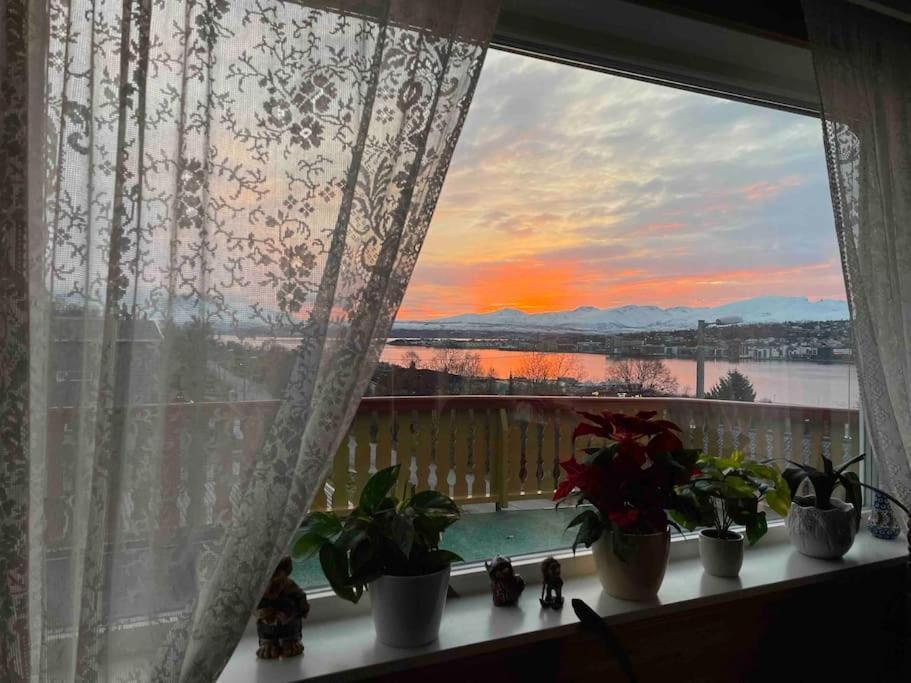 Appartamento Floor With Amazing View And Location Tromsø